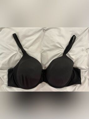 EUC Women’s Victoria’s Secret Body by Victoria Black Bra - Size 44D